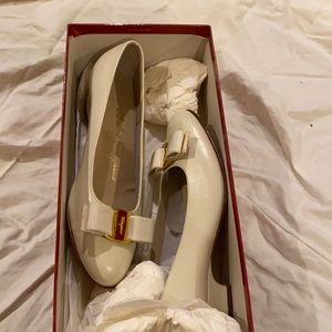 Salvatore Ferragamo flats